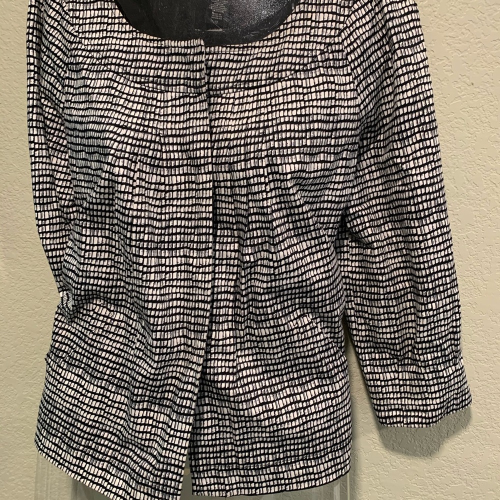 Apostrophe lightweight 3/4 sleeve jacket blazer black and white print